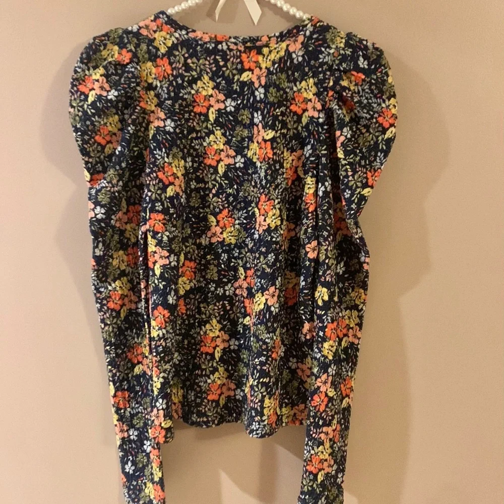 Loft Puff Sleeve Top